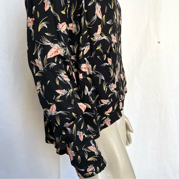 VINTAGE OTIS & MACLAIN Japanese Print Blouse - Picture 6 of 12